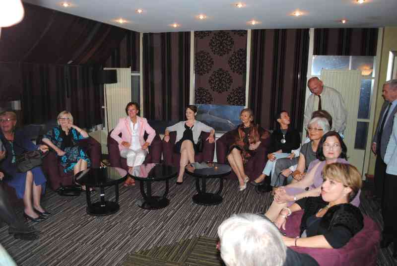 01_DSC_0105 (Sommier).jpg - Salon d'attente...